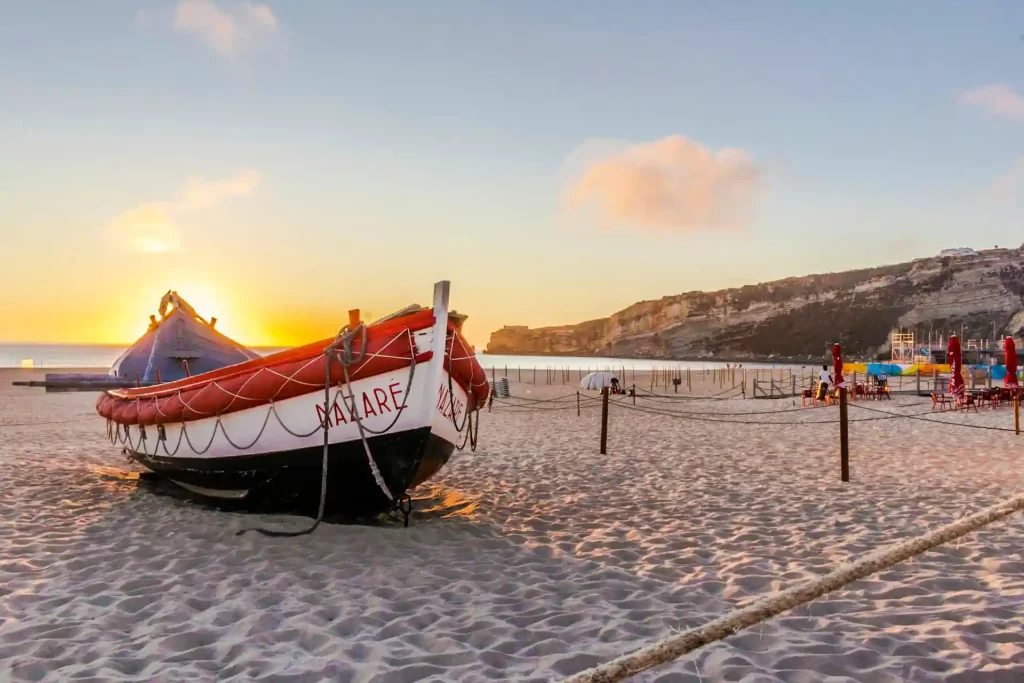 When people think of Nazaré, the first thing that comes to mind is the giant waves. But this iconic destination offers so much more — traditions, gastronomy, spirituality, and breathtaking views.